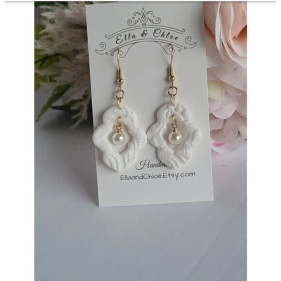 White Embossed Gold Plated Pearl Drop Lightweight Summer Bridal Dangle Earrings - Picture 3 of 6